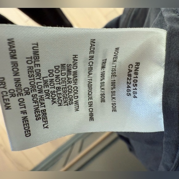 Go> by GoSilk Charcoal Grey Full Zip Dress • S • 100% Silk - Picture 4 of 4